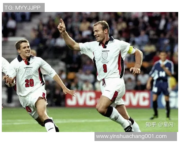 足球球星经典招牌进球回顾与分析揭秘绝妙技艺的背后故事